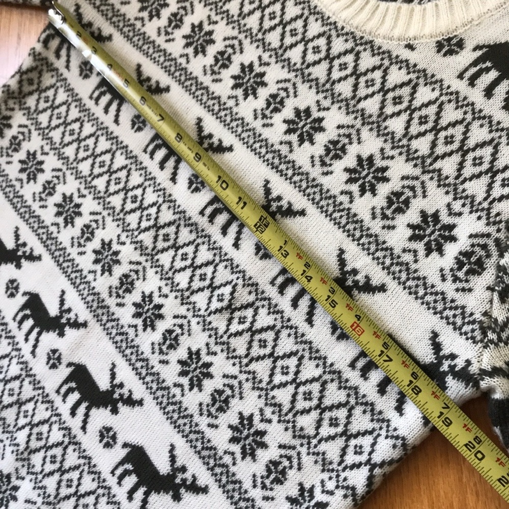 SWEATER - Picture 5 of 9